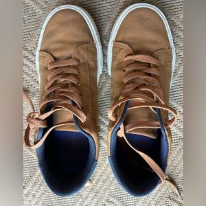 Boy’s tan Sneakers